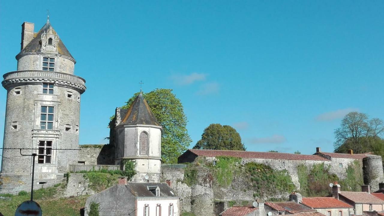 Le Logis De La Mesanchere Hotel Apremont  ภายนอก รูปภาพ