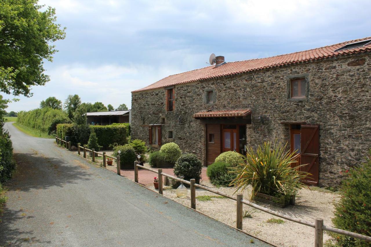 Le Logis De La Mesanchere Hotel Apremont  ภายนอก รูปภาพ