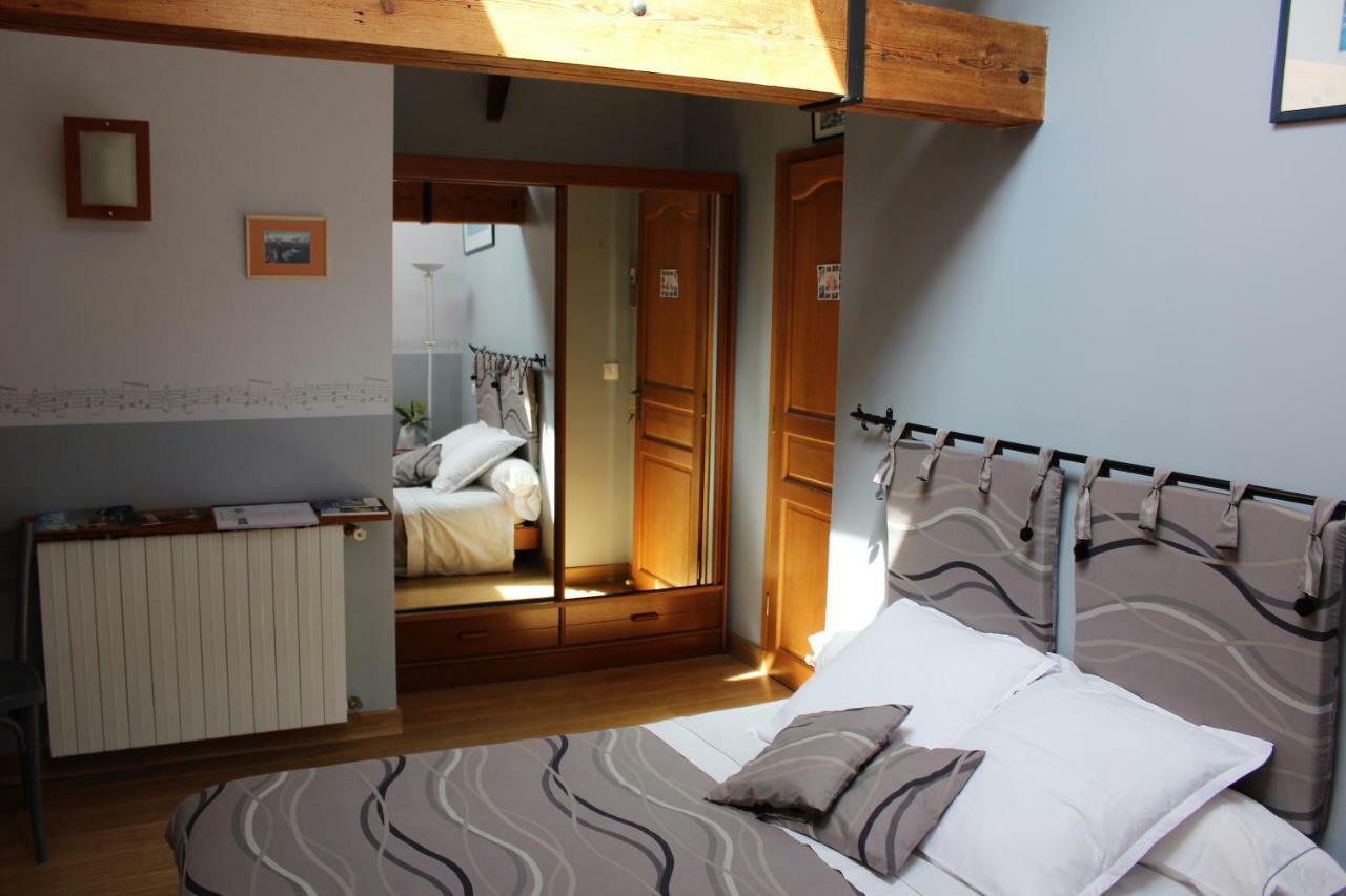 Le Logis De La Mesanchere Hotel Apremont  ภายนอก รูปภาพ